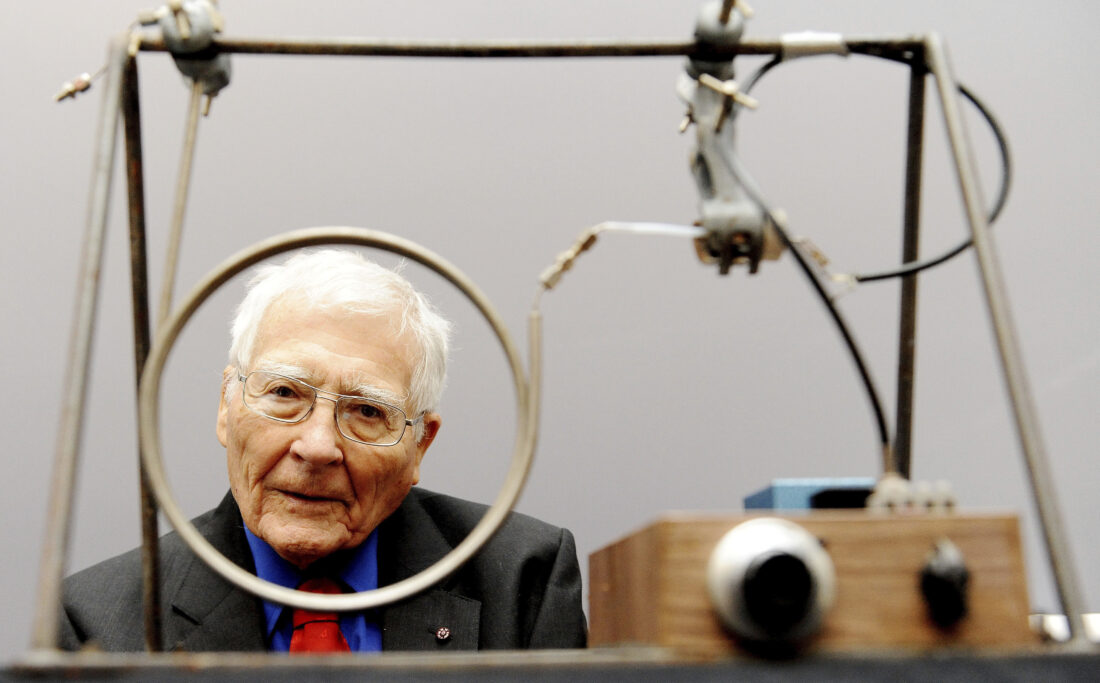 James Lovelock, creator of Gaia ecology theory, dies at 103 News